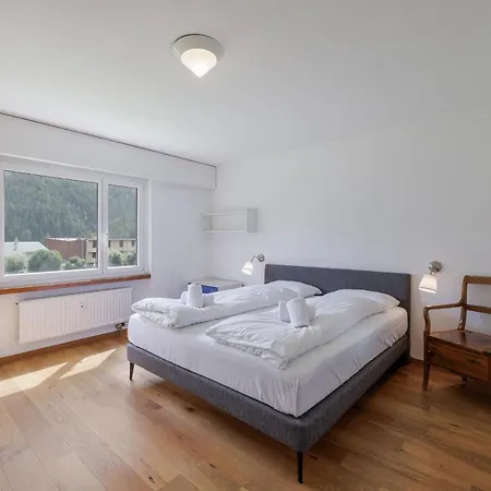 Brentsch A6 * سكول