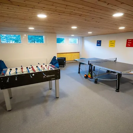 Brentsch A6 سكول